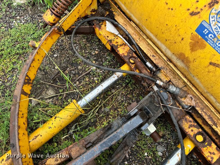 image for item MQ9340 LEO  skid steer snow plow