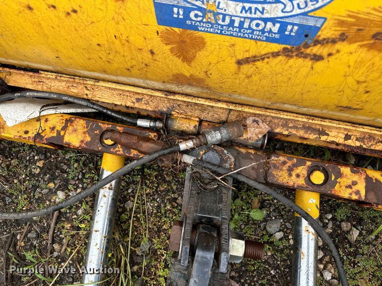 image for item MQ9340 LEO  skid steer snow plow