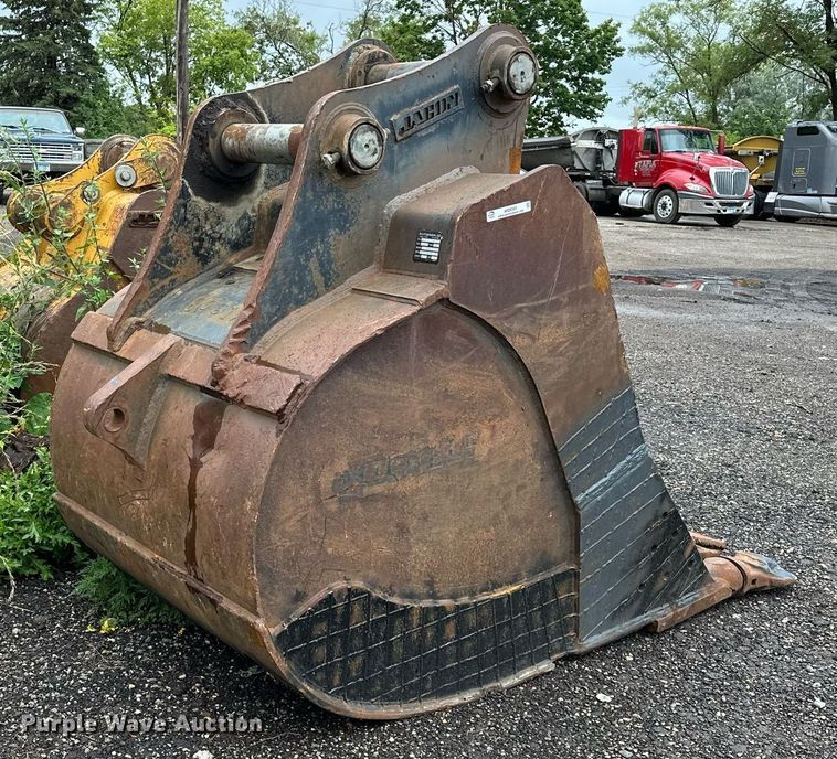 image for item MQ9341 B&D  excavator bucket