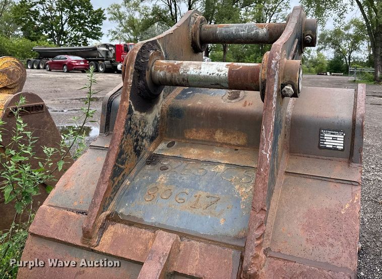 image for item MQ9341 B&D  excavator bucket