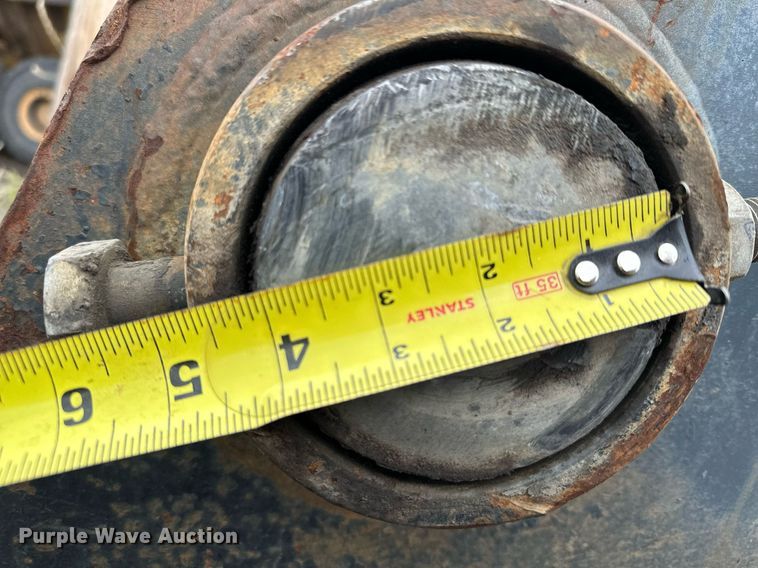 image for item MQ9341 B&D  excavator bucket