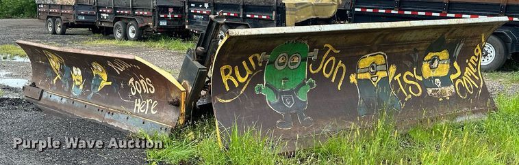 image for item MQ9343 Falls PR-1245RCE1  wheel loader snow plow