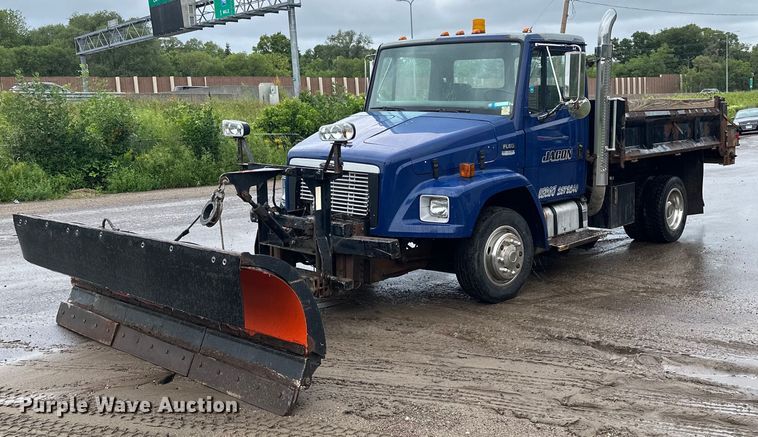 image for item MQ9344 2004 Freightliner FL60  dump truck