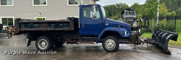 image for item MQ9344 2004 Freightliner FL60  dump truck