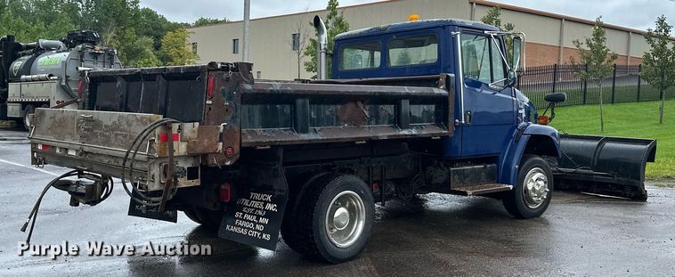 image for item MQ9344 2004 Freightliner FL60  dump truck