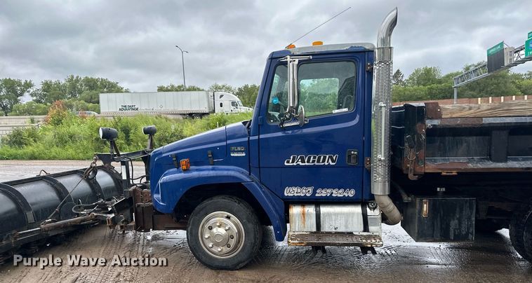 image for item MQ9344 2004 Freightliner FL60  dump truck