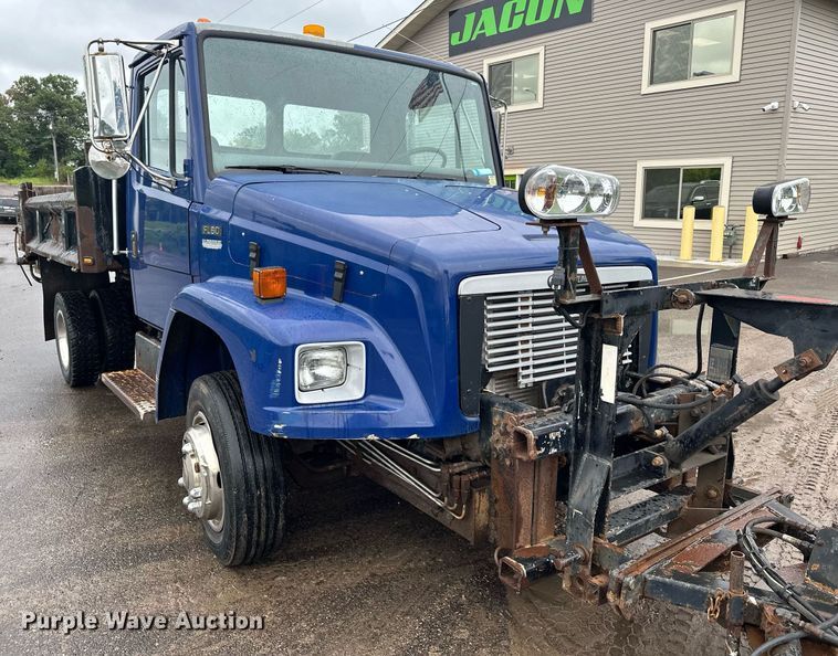 image for item MQ9344 2004 Freightliner FL60  dump truck