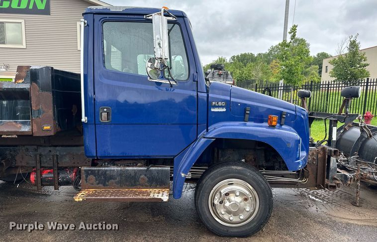 image for item MQ9344 2004 Freightliner FL60  dump truck