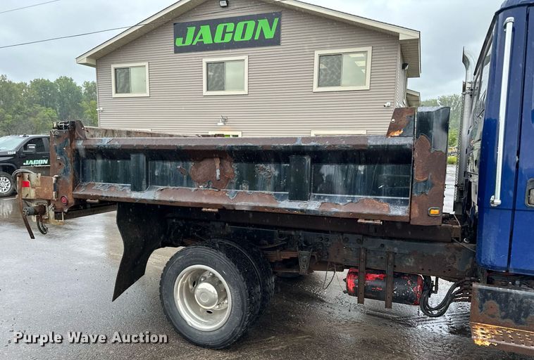 image for item MQ9344 2004 Freightliner FL60  dump truck