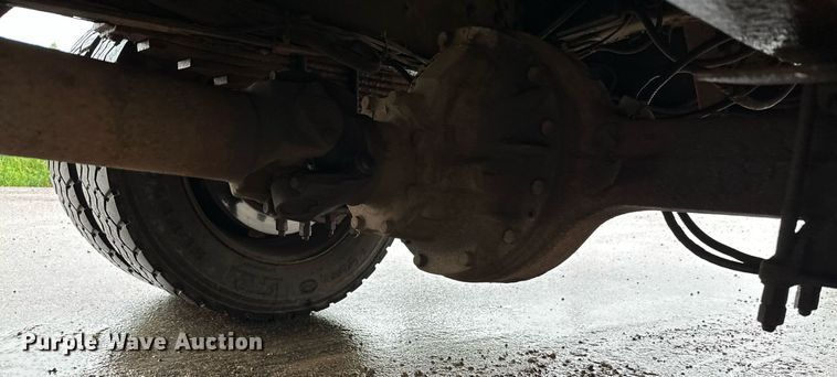 image for item MQ9344 2004 Freightliner FL60  dump truck