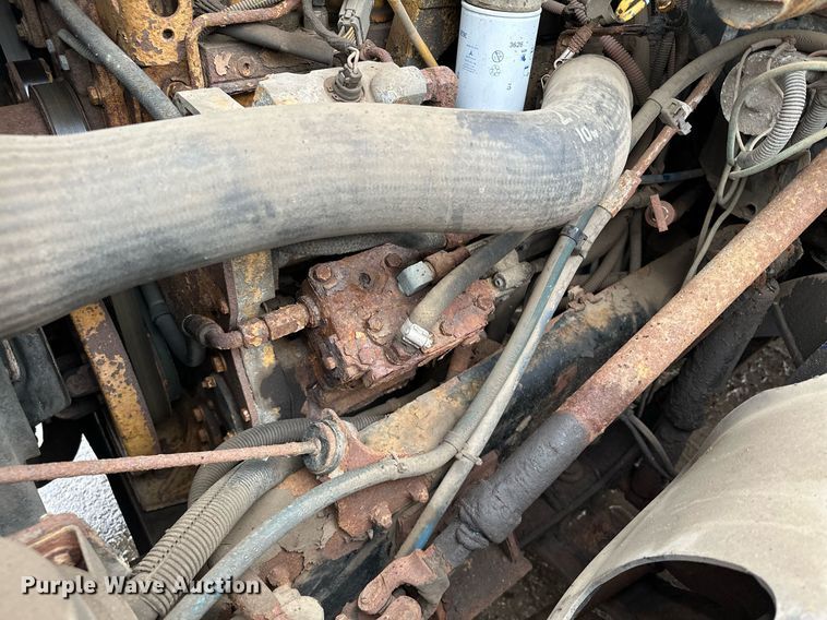 image for item MQ9344 2004 Freightliner FL60  dump truck