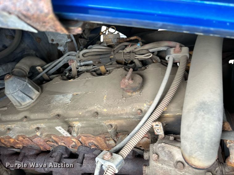 image for item MQ9344 2004 Freightliner FL60  dump truck