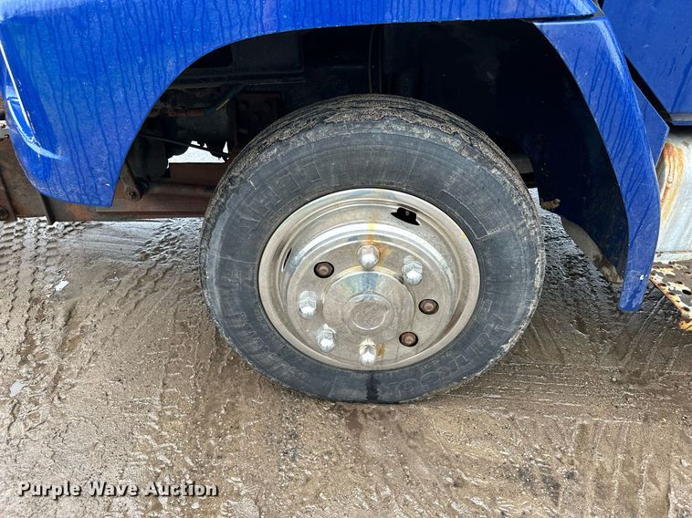 image for item MQ9344 2004 Freightliner FL60  dump truck