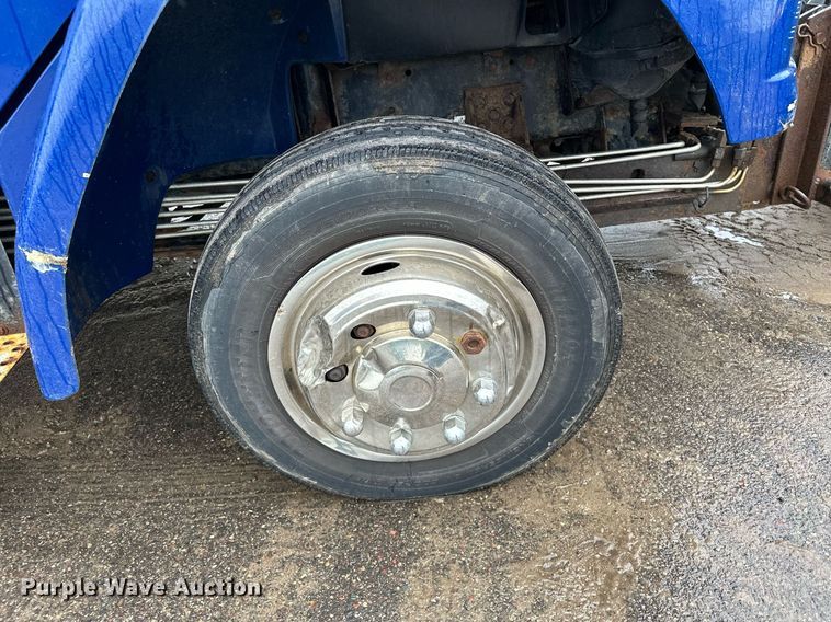 image for item MQ9344 2004 Freightliner FL60  dump truck