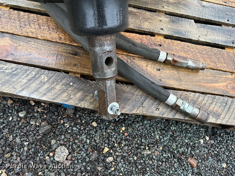 image for item MQ9347 Bobcat 15C  skid steer auger