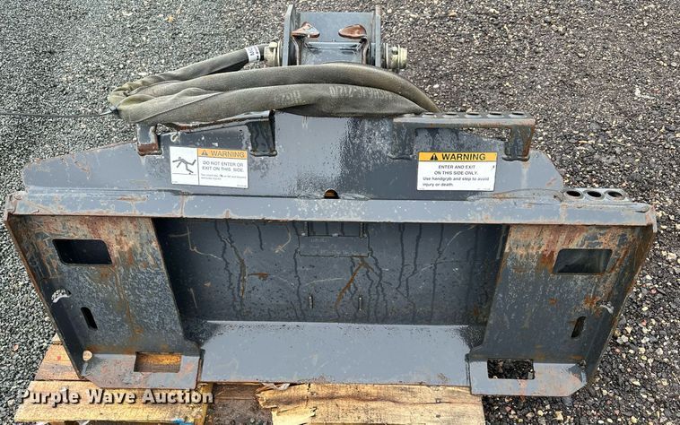 image for item MQ9347 Bobcat 15C  skid steer auger