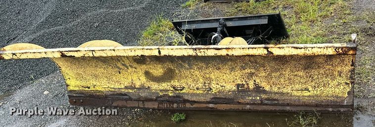 image for item MQ9348 LEO  skid steer snow plow