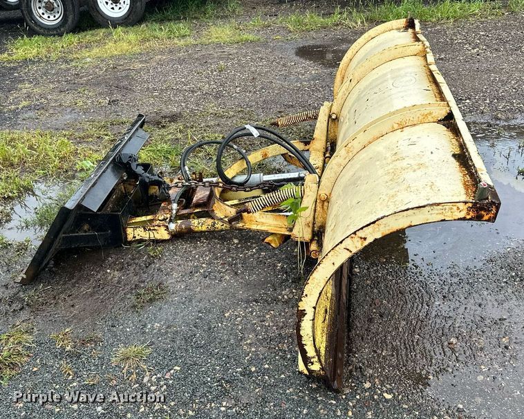 image for item MQ9348 LEO  skid steer snow plow