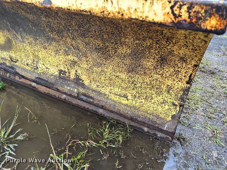 image for item MQ9348 LEO  skid steer snow plow