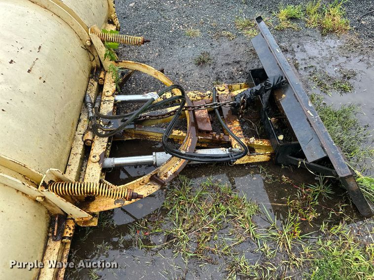 image for item MQ9348 LEO  skid steer snow plow