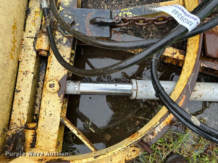 image for item MQ9348 LEO  skid steer snow plow