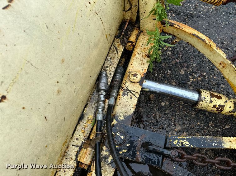 image for item MQ9348 LEO  skid steer snow plow