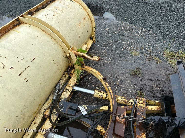 image for item MQ9348 LEO  skid steer snow plow