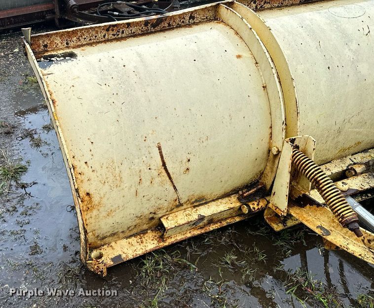 image for item MQ9348 LEO  skid steer snow plow