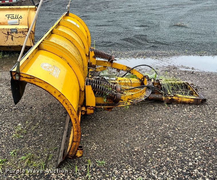 image for item MQ9350 LEO  snow plow