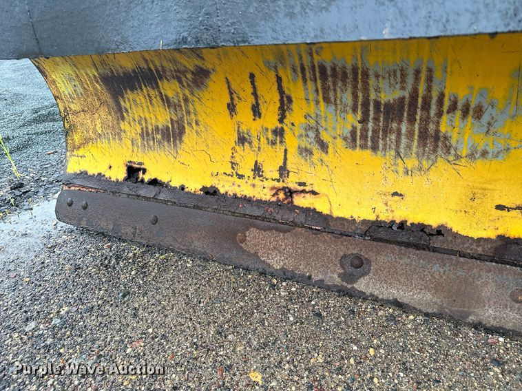 image for item MQ9350 LEO  snow plow