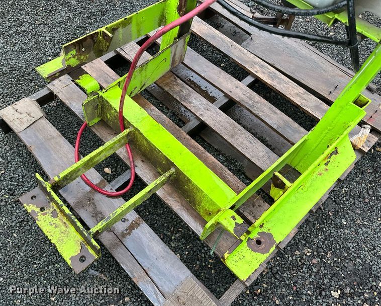 image for item MQ9350 LEO  snow plow