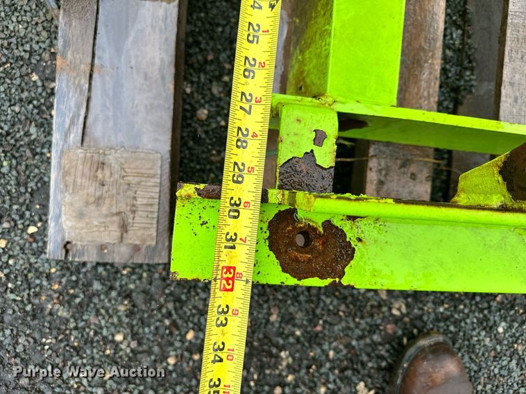 image for item MQ9350 LEO  snow plow