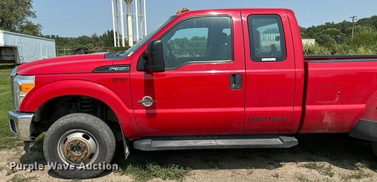 image for item MQ9362 2014 Ford  F350 Super Duty XL  SuperCab pickup truck