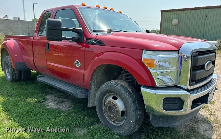 image for item MQ9362 2014 Ford  F350 Super Duty XL  SuperCab pickup truck
