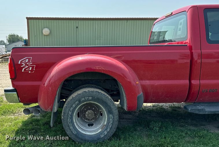 image for item MQ9362 2014 Ford  F350 Super Duty XL  SuperCab pickup truck