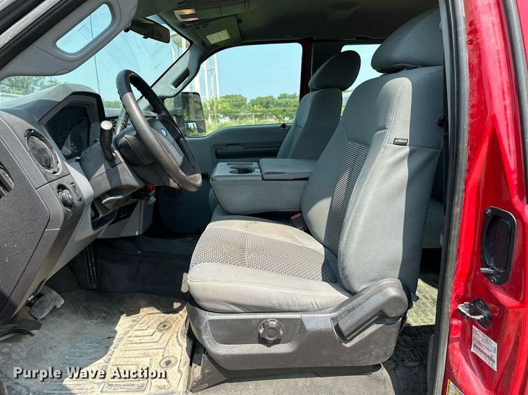 image for item MQ9362 2014 Ford  F350 Super Duty XL  SuperCab pickup truck