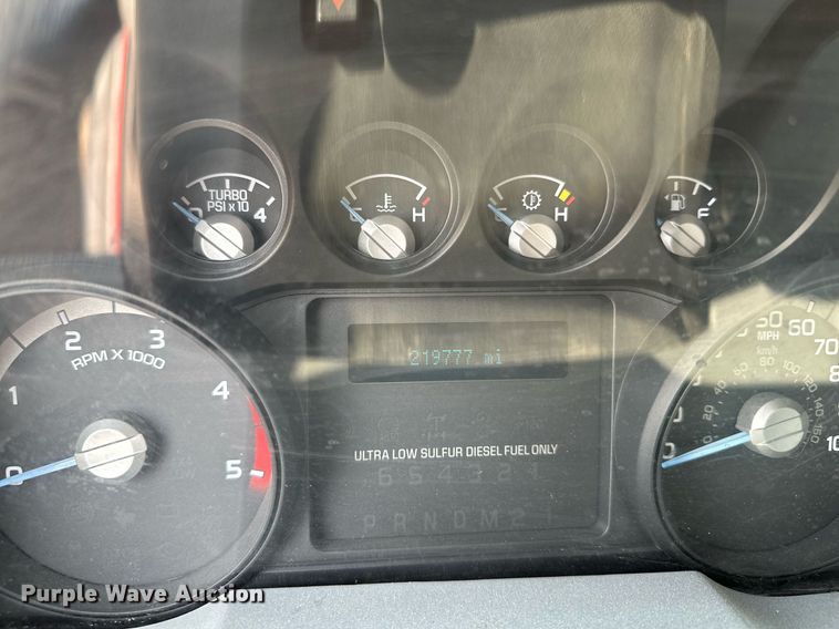 image for item MQ9362 2014 Ford  F350 Super Duty XL  SuperCab pickup truck