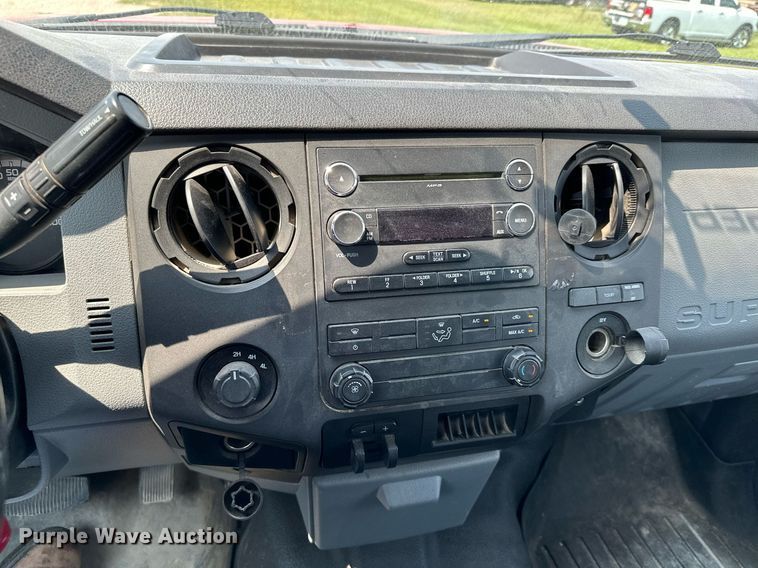 image for item MQ9362 2014 Ford  F350 Super Duty XL  SuperCab pickup truck