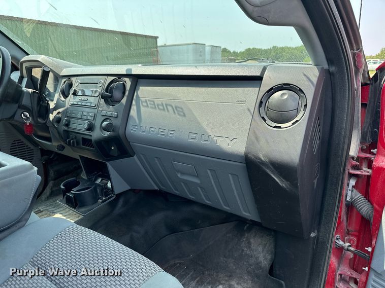 image for item MQ9362 2014 Ford  F350 Super Duty XL  SuperCab pickup truck