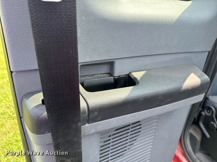 image for item MQ9362 2014 Ford  F350 Super Duty XL  SuperCab pickup truck