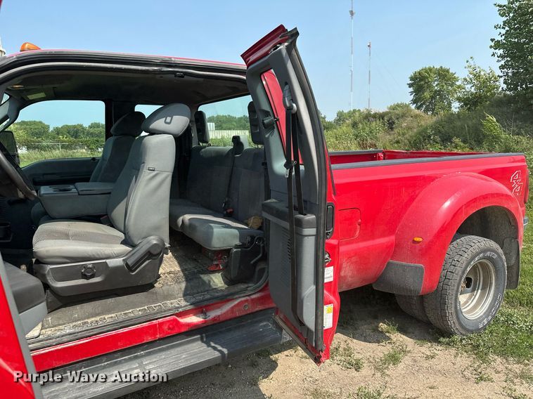 image for item MQ9362 2014 Ford  F350 Super Duty XL  SuperCab pickup truck