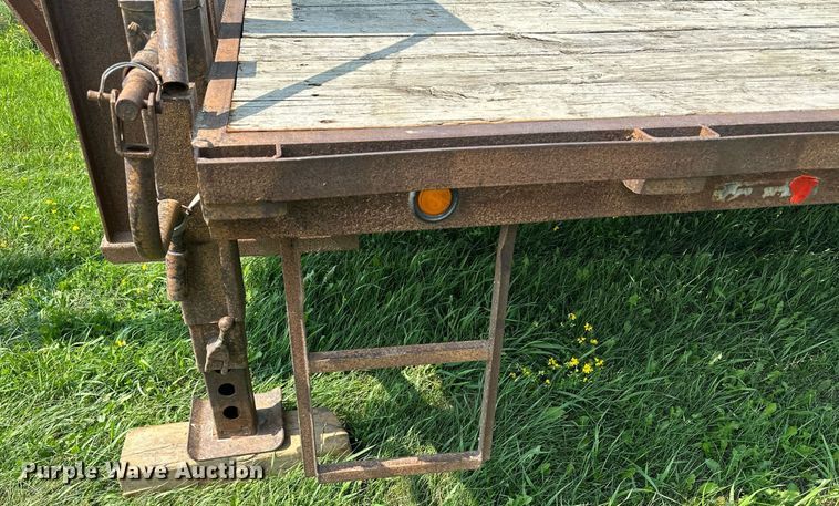 image for item MQ9363 1998 Jamie's Welding Road Boss  equipment trailer