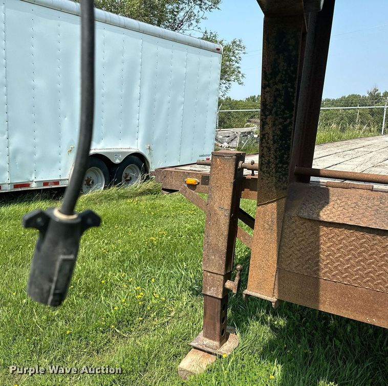 image for item MQ9363 1998 Jamie's Welding Road Boss  equipment trailer