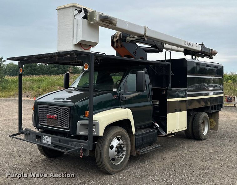 image for item MQ9367 2008 GMC C7500  forestry bucket truck