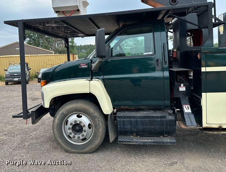 image for item MQ9367 2008 GMC C7500  forestry bucket truck