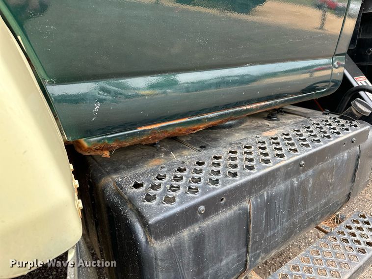 image for item MQ9367 2008 GMC C7500  forestry bucket truck