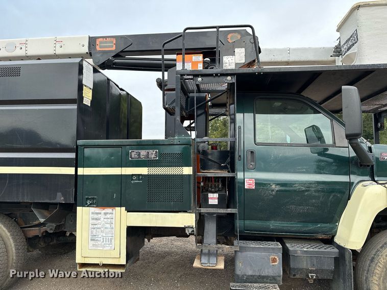 image for item MQ9367 2008 GMC C7500  forestry bucket truck