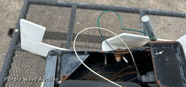 image for item MQ9367 2008 GMC C7500  forestry bucket truck