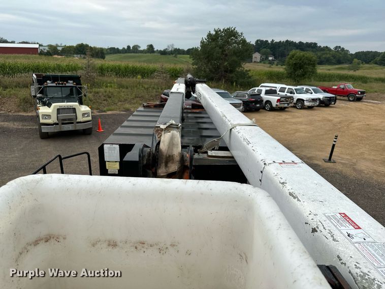 image for item MQ9367 2008 GMC C7500  forestry bucket truck