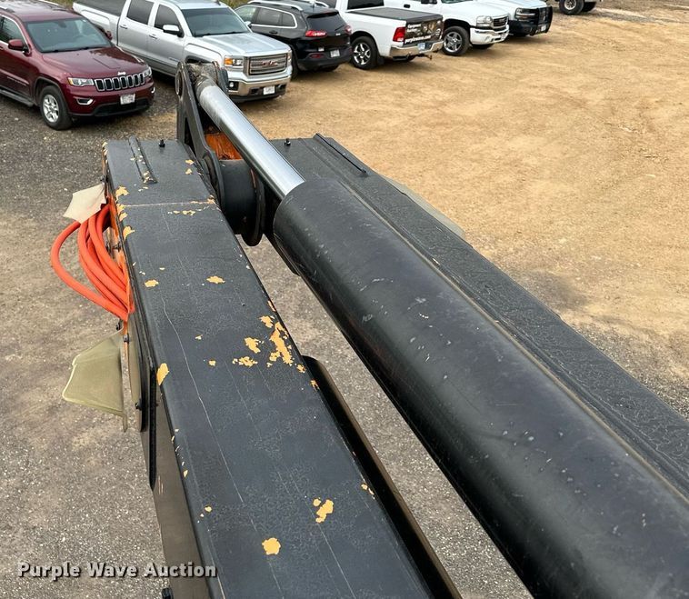 image for item MQ9367 2008 GMC C7500  forestry bucket truck